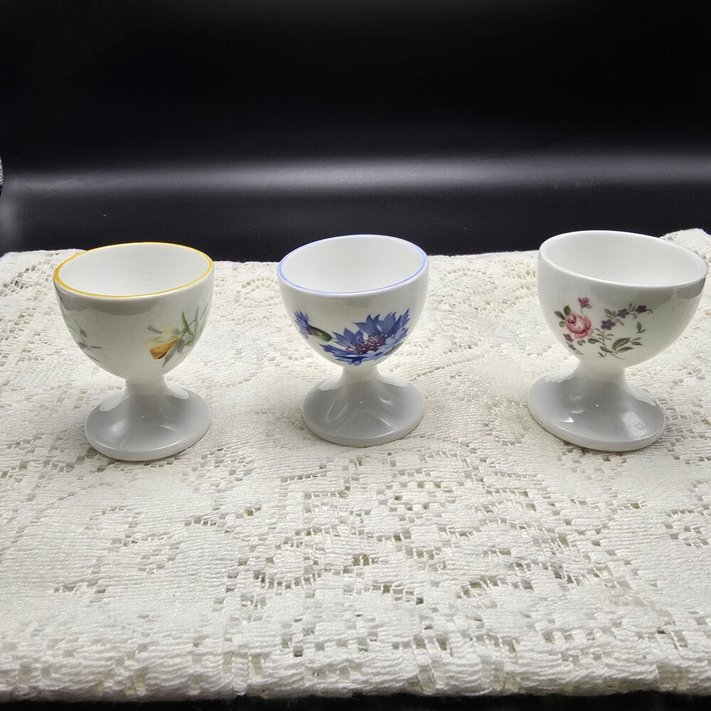 Vintage Ammersley Co Bone China Made in England set of 3 Egg cups